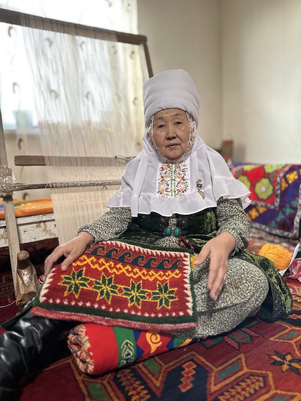 Мастерица Роза Алибатарова. Фото Алексея Каменского